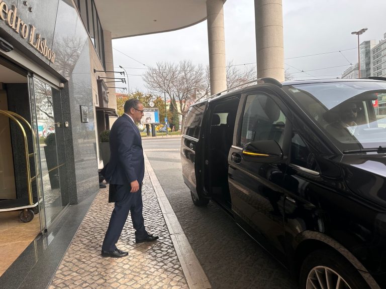 Book a Reliable Luxury Chauffeur in Portugal